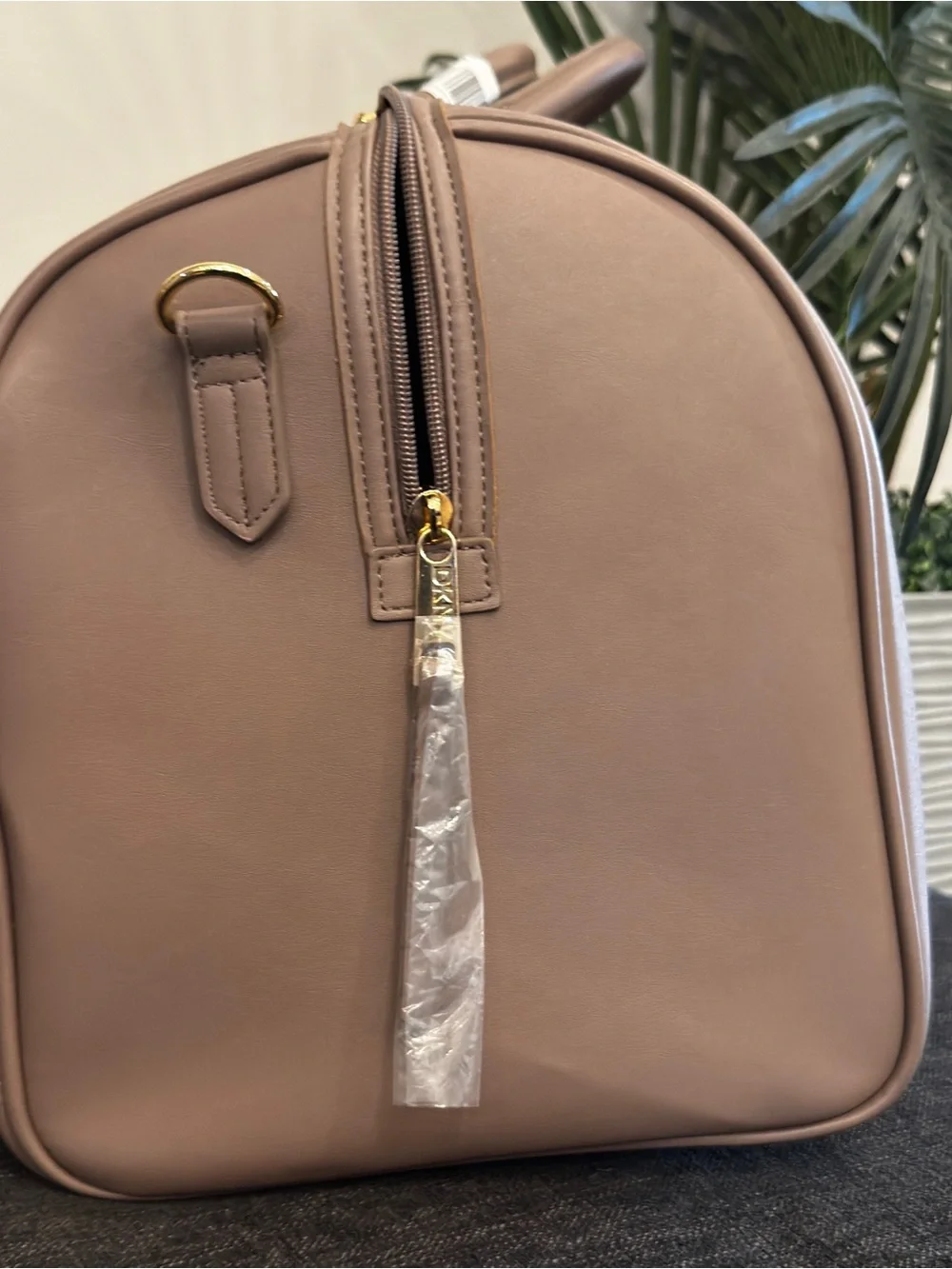 N/A sleek dusty